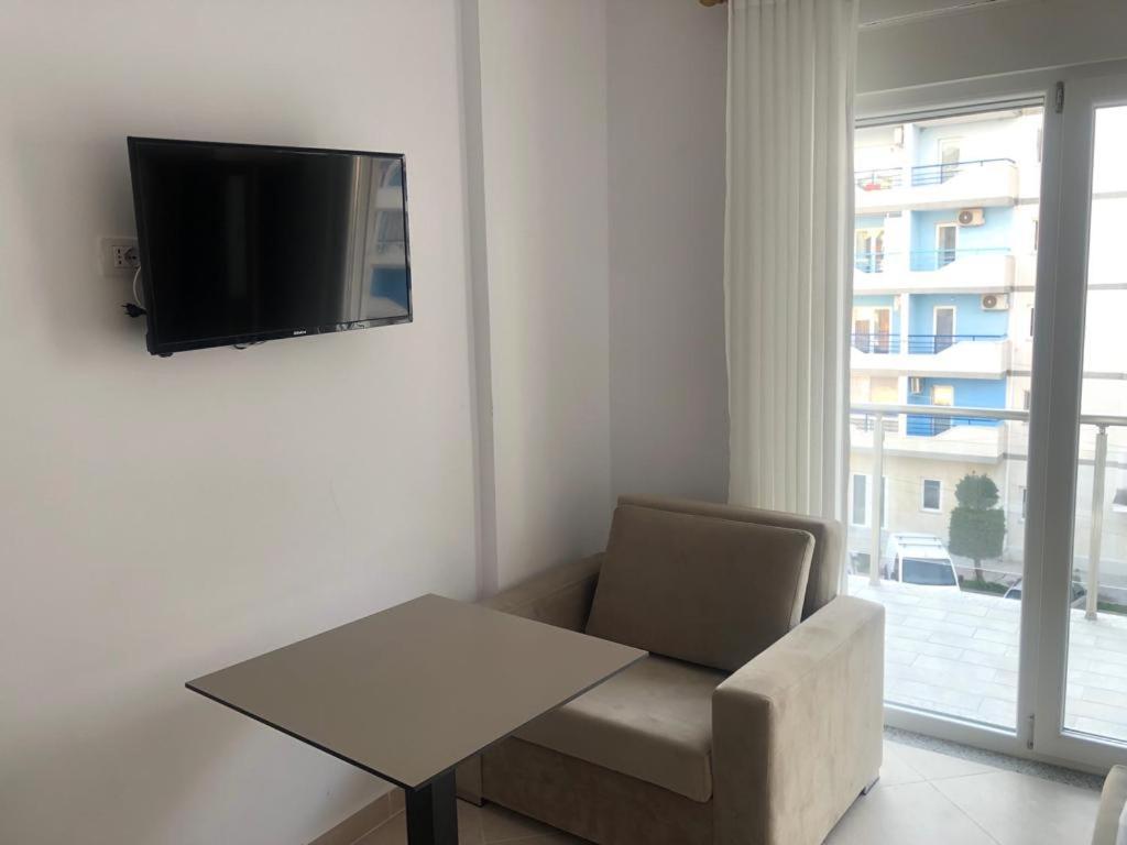 Hotel Mario, Shëngjin Екстериор снимка